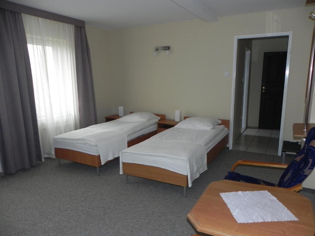 Pensjonat Galery Świebodzice Rom bilde